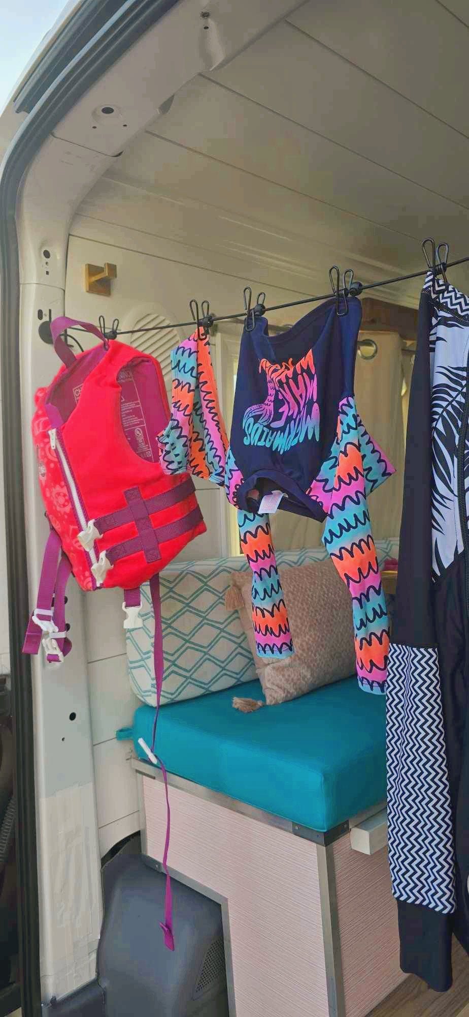 Travel Clothesline- Magnetic